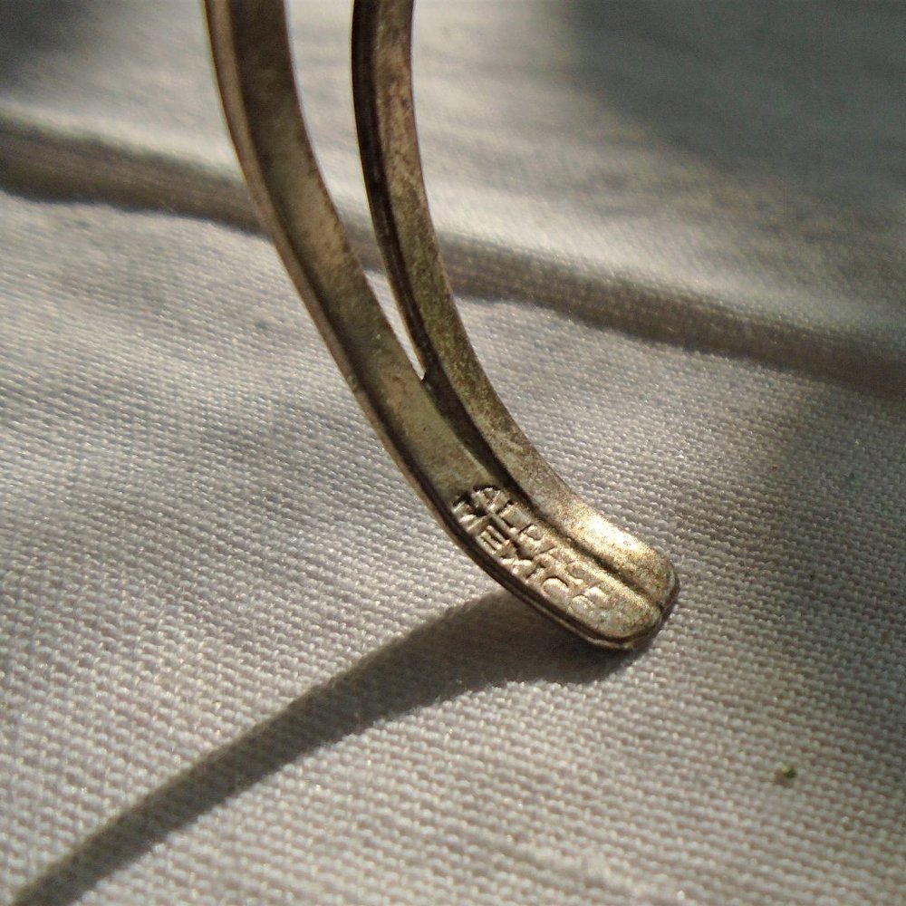 Vintage Dreamcatcher Feather Cuff Bracelet - Silver Tone with Turquoise Beads - Picture 2 of 2